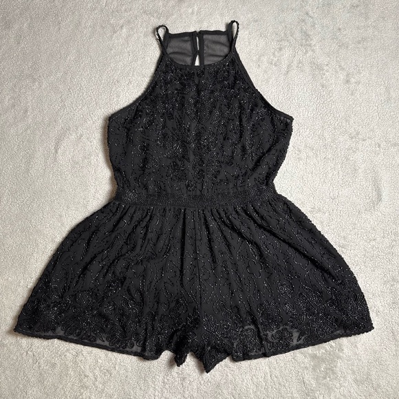 2016 UO Romper Sequins Back Slit Size XS - Picture 1 of 7